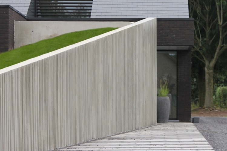 Verbouwen en herinrichten van een woning en werkplaats met funerarium te Eernegem